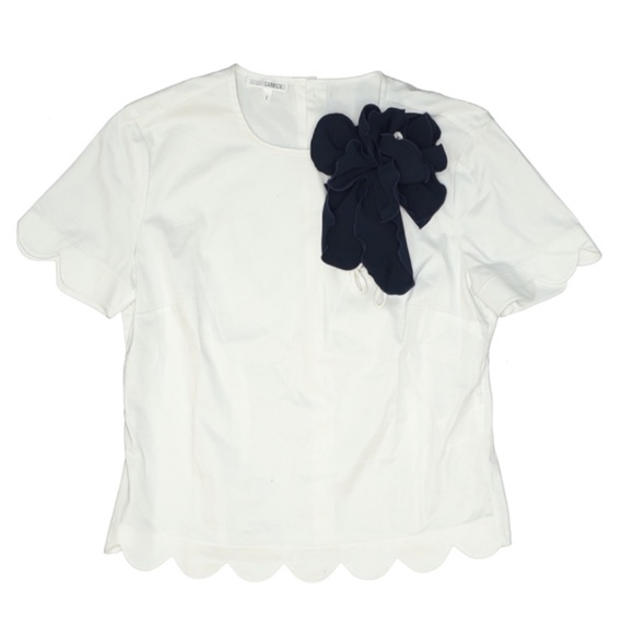 Naracamacie White SS Blouse Buttons at Back with detachable Navy Flower - Picture 1 of 3